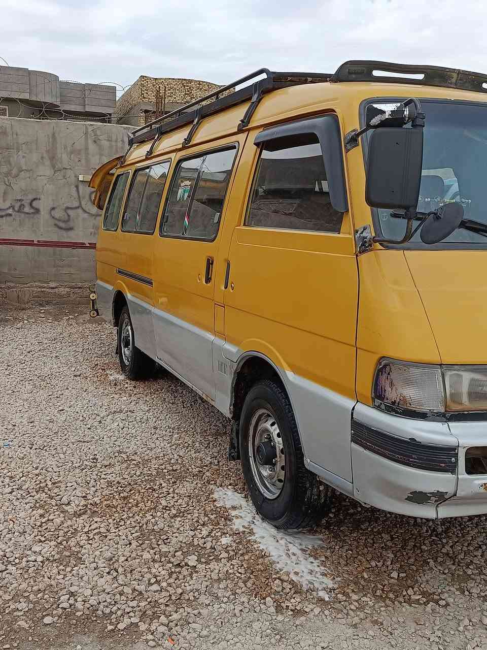 اسيه موديل 95 مكينه وكير وكسن مكفولات تخم تاير حداديه وصدر جدد داخل جديد كهربائيات كلها جديد سياره جاهزه لعمل ***********
