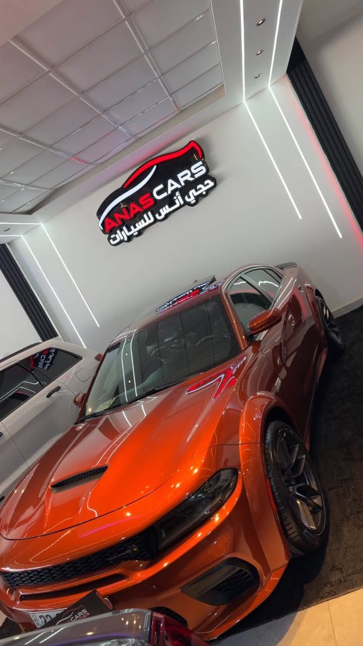 السلام عليكم للبيع فقط بدون مراوس
جارجر 2022 srt اصل ووايد بدي اصل
مكفوله كفاله عامه 
مغلفه ppf ضمان 10 سنوات
ماشيه 19 الف 
السياره جديده بمعنه الكلمه 
وكله ع وضع الشركه 
شراي اتصل مو شراي لتعبني
***********
