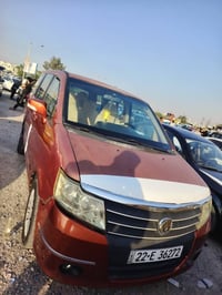 بنزين • مشي قليل • ٨ مقاعد