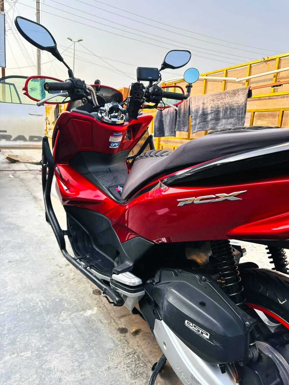 سلام عليكم🏍 دراجهPCX محرك 125ياباني🇯🇵 جيل ثاني
حساس ازدحام حرف A تدفئة بل ستيرن دبل اشاره
كامرات 📽اماميه و خلفيه🎥 صوره و صوت🎙  تسجيل شهري تحديد موقع📍 GPS  درع🛡 صندوق مالته الاصلي سستم 🎧🎼سماعات بل صندوق صوت كلش عالي دبلات الخلفية مال جيل الرابع يعني طسته كلش حلوه (دراجه بدون رقم) {منفيس الدراجه موجود و المكاتبه المعرض موجوده}  
عنوان بغداد حي اور قرب مستشفى المؤيد الأهلي 2
سعره ٢٢💲 ورقه بيه مجال خابرني و بل خدمه ما اقصر وياك
***********
***********
