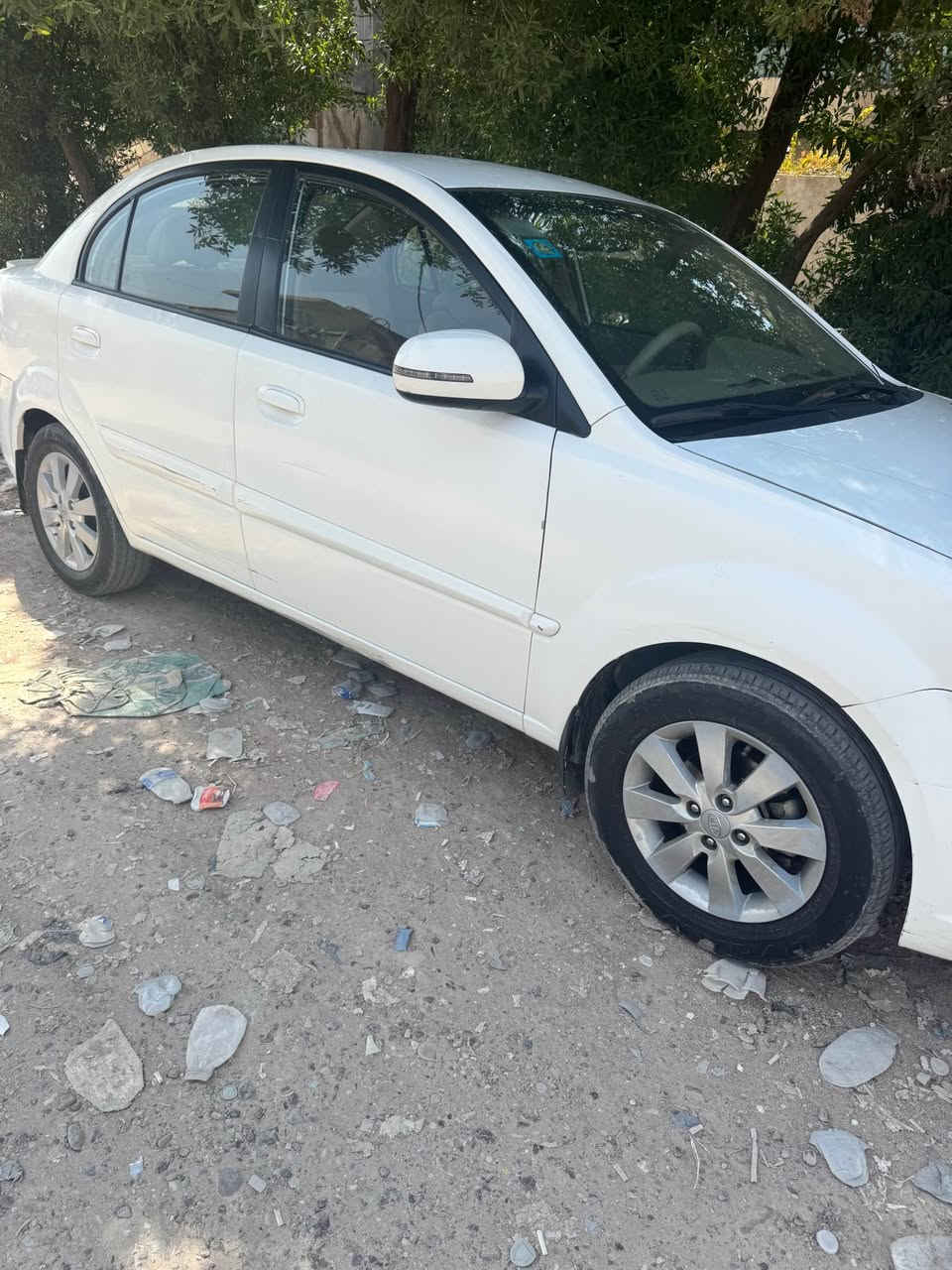 كيا ريو خليجي موديل ٢٠١٢ مكينه وكير وتبريد شرط 
شواصي لغود شرط بدون ضربه بيها مكانات صبغ 
السعر ٨٠ بيها مجال بسيط الشراي يتصل ***********
مكاني بغداد بغداد, العراق
