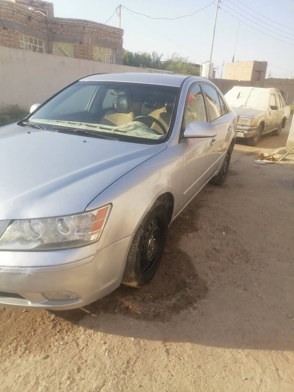 لسوناته مديل ٩ أمريكي مكينه ٢٤٠٠ دوش مكينه وكير وحداديه وتبريد جاهزه  من كلشي بيها تبديل جاملغ وباب ورشات تجميل بسيطه السعر ٨٧ وبيها مجال الشراي يتصل على الرقم *********** العنوان سوك الشيوخ
