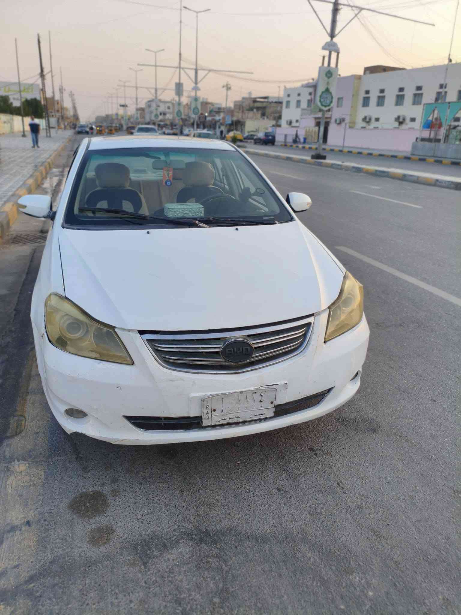 سلام عليكم للبيع فقط بي واي دي جي 3 موديل 13 محرك و كير كورولا 1600 محور محرك بيه خيط تبخير قليل بس سياره خير من الله تخم تاير تبريد ما يشتغل باسم ولد يريد تحويل مكاني ميسان سياره رقم ميسان شاشه تحكم ستيرن سعر 35 وبه مجال للشراء رقم ***********
