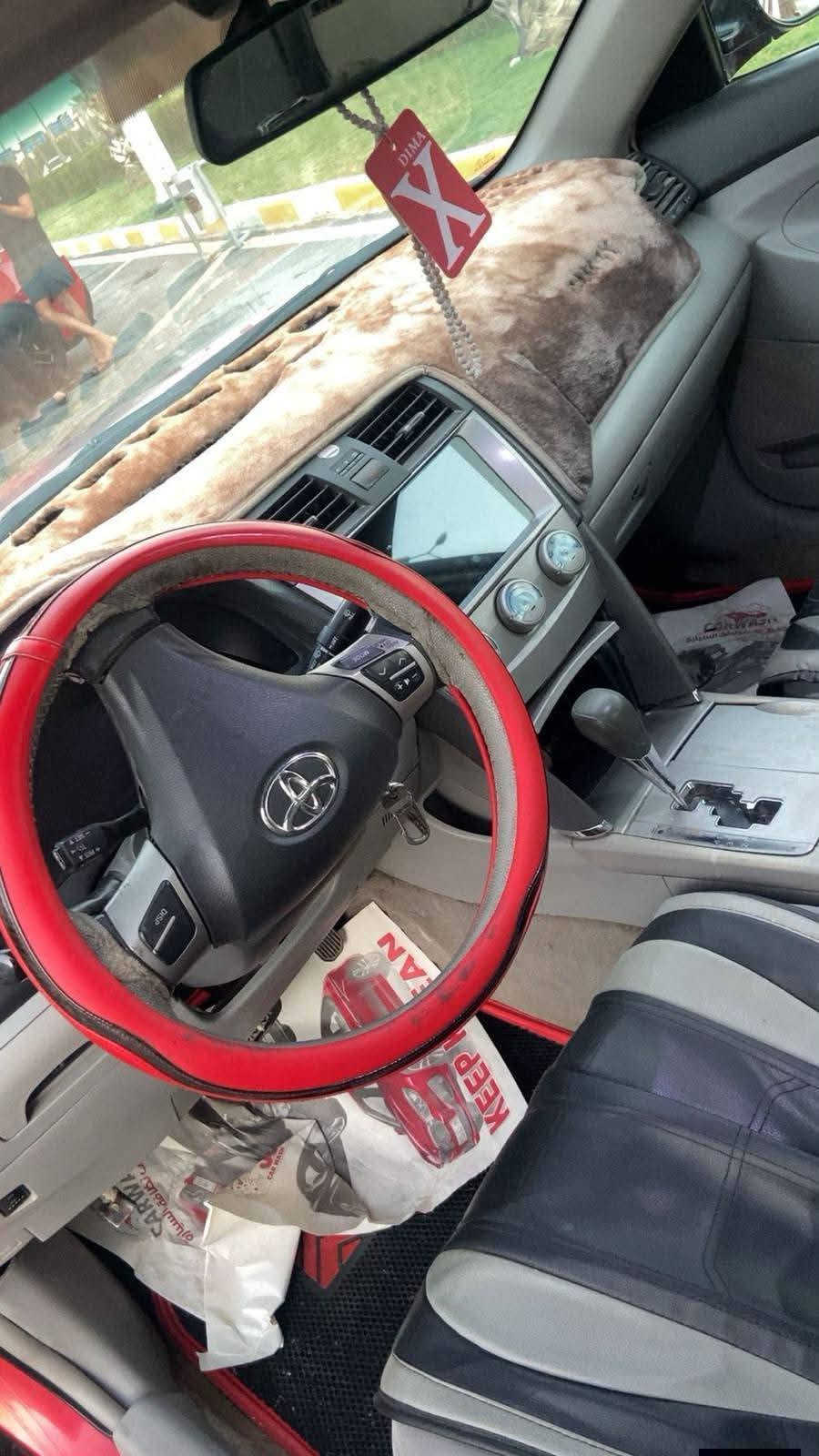 كامري موديل٢٠٠٩ فول عده بصمه بيه بوب خلفيه مصبوغه ابيعلك ٣قطع ٨٣وبيه مجال
***********
