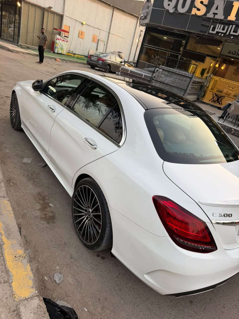 - Mercedes benz c300 4matic 2021
- مارسدس C300 / نايت ادشن / مواصفات فول 1/1 

- موديل 2021 / رقم بغداد
-/
السعر 220 ورقة 

- مكان السيارة / بغداد ، المنصور 

فقط بيع بدون مراوس 

للاتصال واتس اب /*********** 

#المواصفات_الباقية :

* النوع: مرسيدس بنز C300

* الفئة: C-Class Sedan

* الموديل: 2021

* المنشأ: أمريكي

* المحرك: 2.0 Turbo

* عدد السلندرات: 4 سلندر

* القير: 9 سرعات أوتوماتيك 9G-Tronic

* الدفع: 4MATIC دفع رباعي 

* الوقود: بنزين

* سعة التانكي: حوالي 50 لتر

* عدد الركاب: 5

* الشاشة: نظام MBUX

* العداد: Digital Cockpit

* Apple CarPlay / Android Auto: موجودة

* المقاعد: جلد

* التشغيل: Keyless/ زر تشغيل حسب التجهيز

* الإضاءة: LED

* الدفع الرباع

* الدفع الرباعي: 4MATIC

ــــــــــــــــــــــــــــــــــــــــــــــــ
