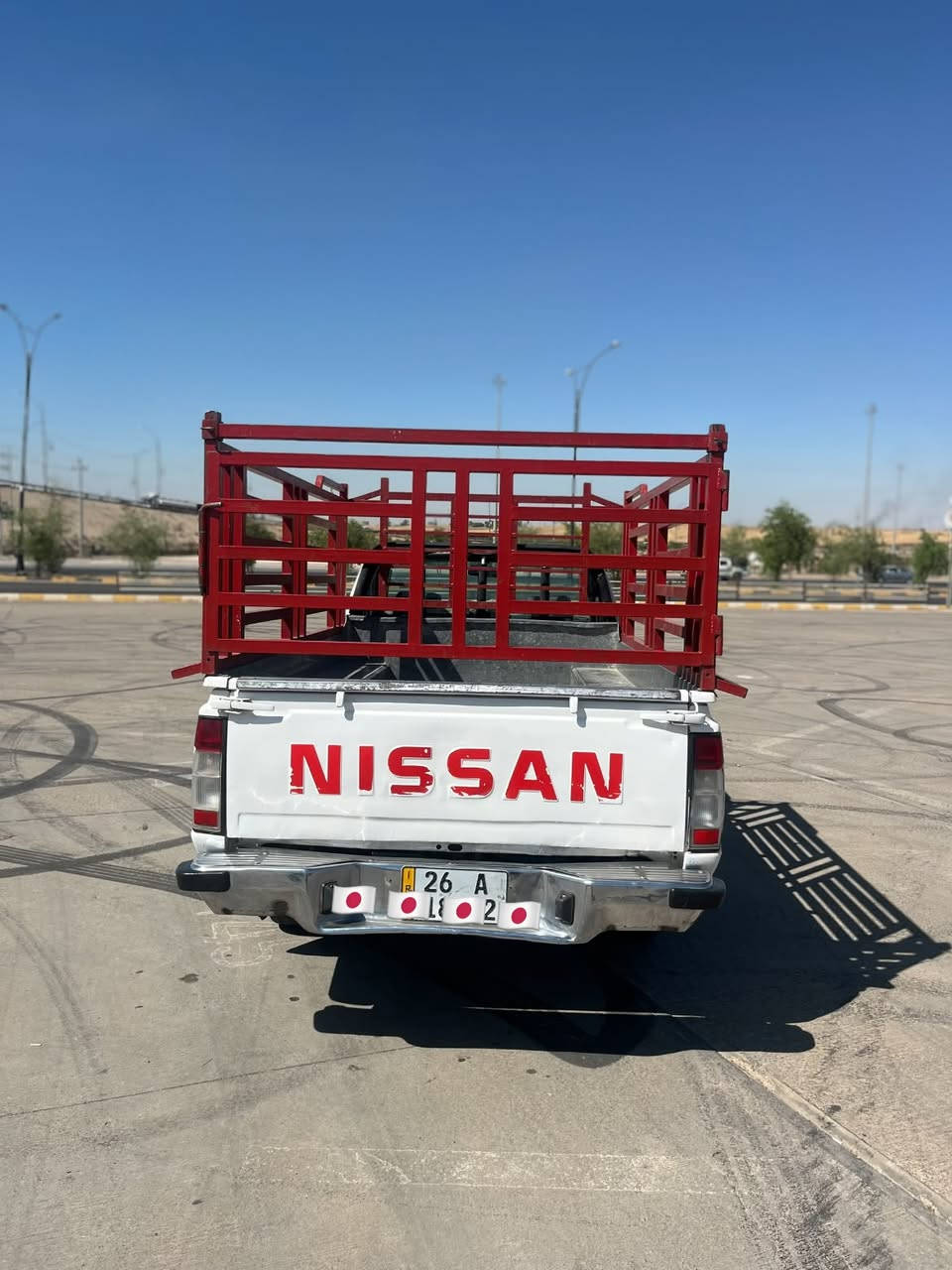 سلام عليكم نيسان موديل٢٠٠٢ تبريد و پاور گيرو مكينه و شانسي به شه رت سنوي تا ٢٠٣٠ تازه يه رقم اينگايزيه تاخمي تايه ي تازه ي له ژيرايه بيتاقه ي بانزيني هه يه پيشو پشت كه پسه سه ياره كه جاهزه بو كسابه ت مالي  دوسته 
ژم ***********
