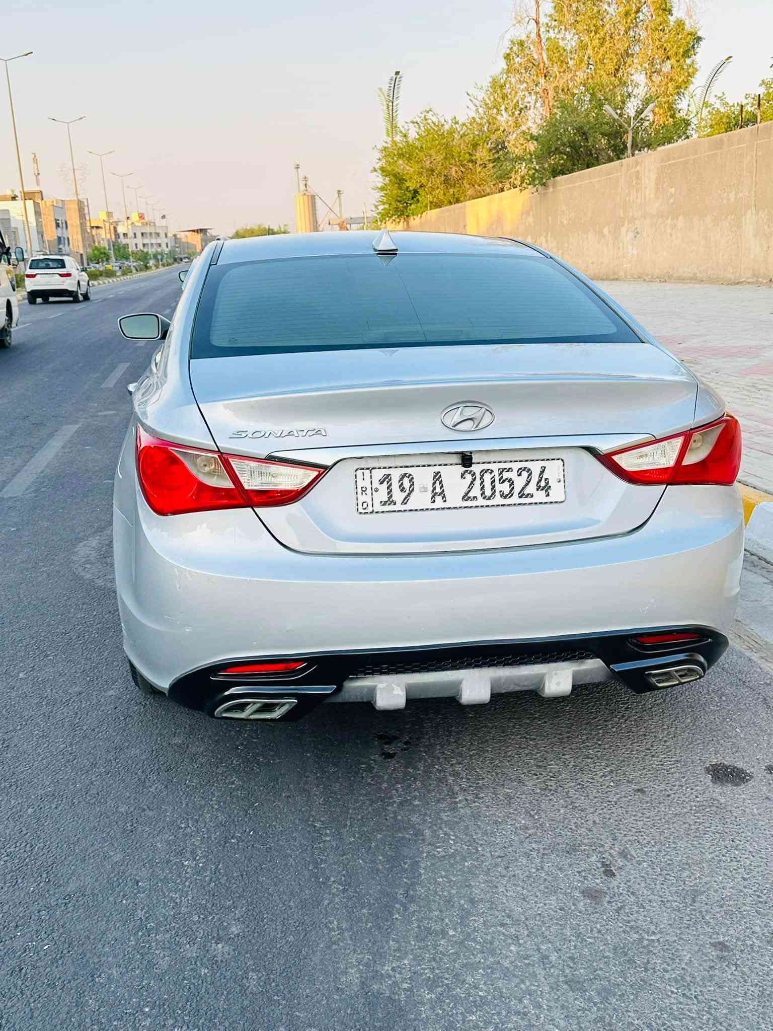 كبه لووز
سىوناته موديل 2011
مكينه 2400 مكفوله كفاله 
عامه كير مكينه حداديه تخم 
تاير باتري تدفاء تبريد كشن جلد
كشنات كهرباء تدفاء  شاشه كبيره
كامره دواره  حساسات خلفي امامي. 
رقم كربلاء  بسمي انكليزي سنويه لغايه 2030
لايت زنون اصلي. منظومه تبريد سياره جاهزه من كل النواحي العلوان كربلاء السعر 83
اتصال 

‭***********‬
