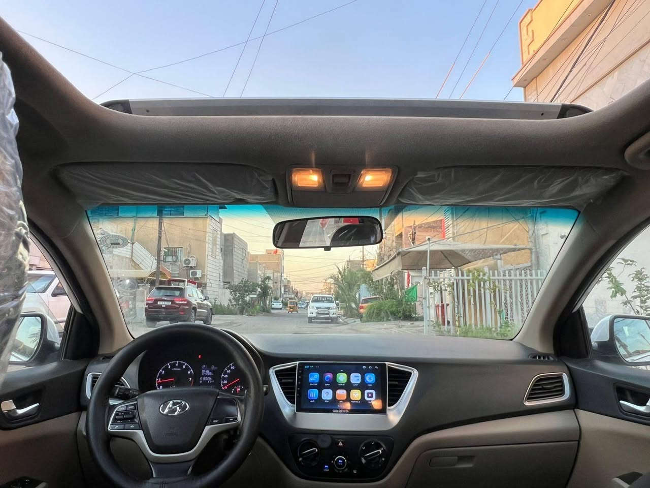 هونداي اكسنت 2019 خليجي
محرك 1600 دوش
كير AT 
مواصفات فتحة سقف /شاشة كبيره مع كاميرا دواره /تحكم ستيرن /ويل كب بلادي 5 /
 سيارة جاهزة وجديده
محرك وكير وصدر وتبريد كله جديد
بيه قطعتين صبغ بدون داواخل بدون ايرباك
رقم اربيل دولي جديد تحويل او وكالة حاضر 
سعر 107 بيه مجال بسيط
 
*********** بغداد المشتل
