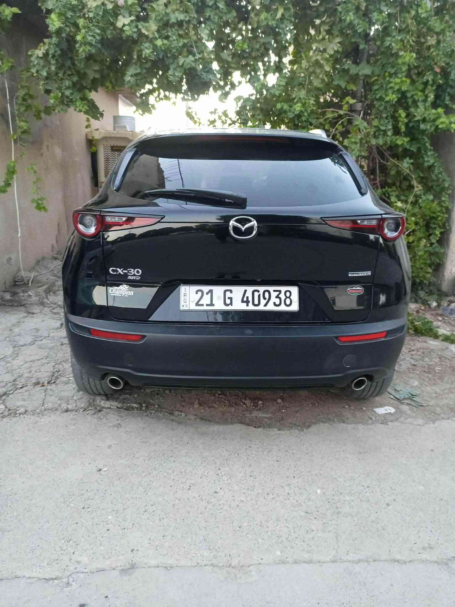 مازدا cx30 مۆدیل ٢٠٢٣ هەمو مواسەفاتیکی تیایە بەس سلاید نیە هەموو گیانی بەشەرت سەیارەکە زۆر جایزە تازە رۆنی مەکینە و هایدرۆلیکم گۆریە لۆک لۆکە سەیارەکە بەس چەمەلەق لای سەکن پێشەوە  بۆیاخە بێ ناوگرتن ژمارەی شانسیم داناوە نرخ ١٤٨ گلاو معامەلە سەنەوی تا ٢٠٣٠ باناو خۆمەوەیە ژم/*********** السليمانية, العراق

