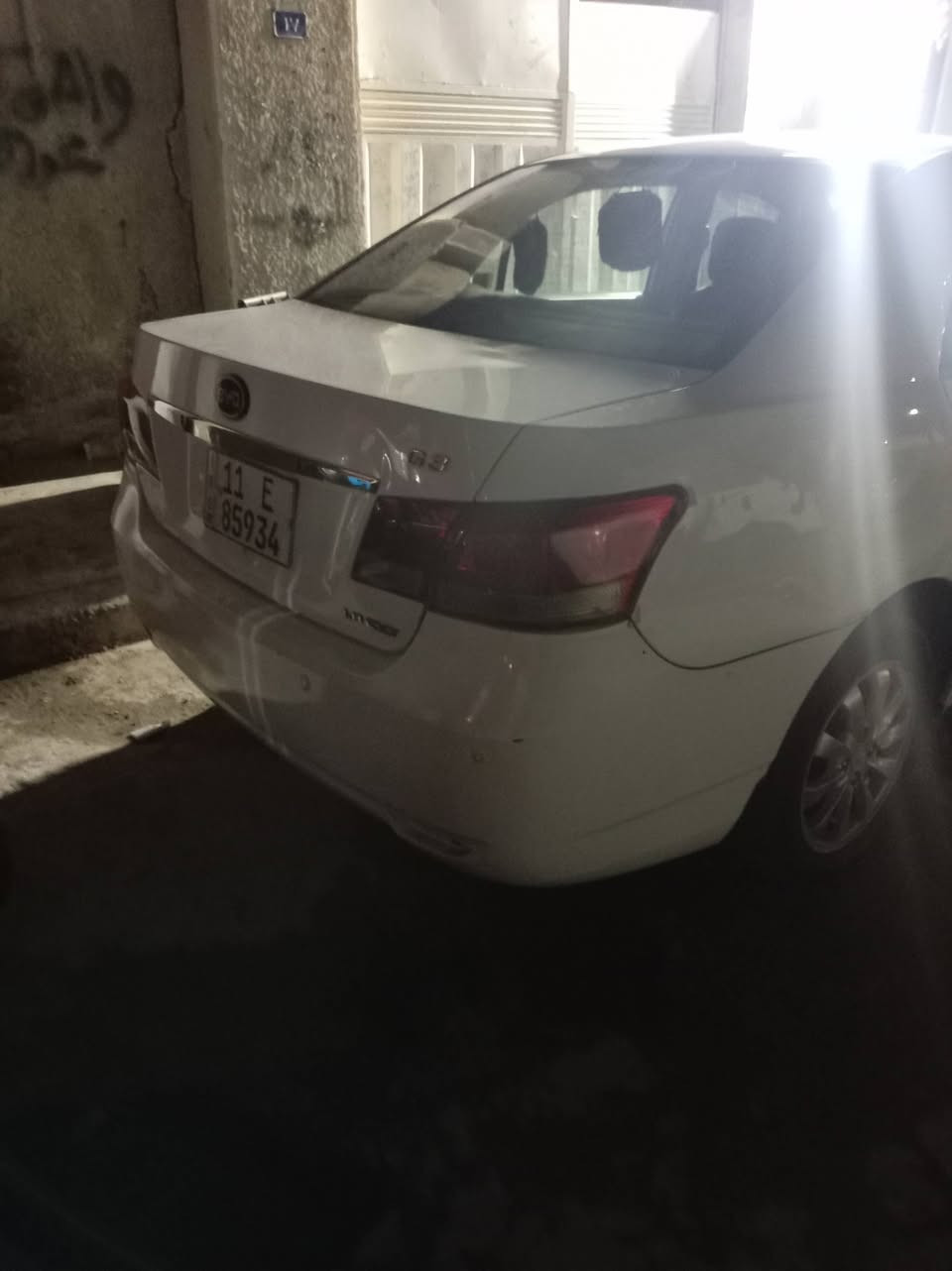 سلام عليكم سياره بي وايدي مديل ١٣سياره خير من الله ناقصه بس كير و غاز مال دبريد و كبل للشارع سياره خير من الله رقمه بغداد و بسمي سعره ٥٠و بيه مجال تصل عليه و بختمتك ***********
