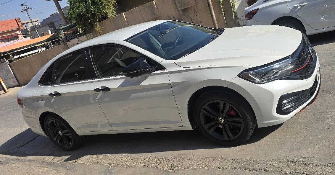 جيتا ٢٠٢٣ مواصفات se بونيد صبغ وسونار موجود بالمنشور ماشية ٢٢ ميل كير ومحرك بشرط بطاقة البنزين بيها سعر ١٣٧ وبي مجال ان شاء الله *********** كركوك, العراق
