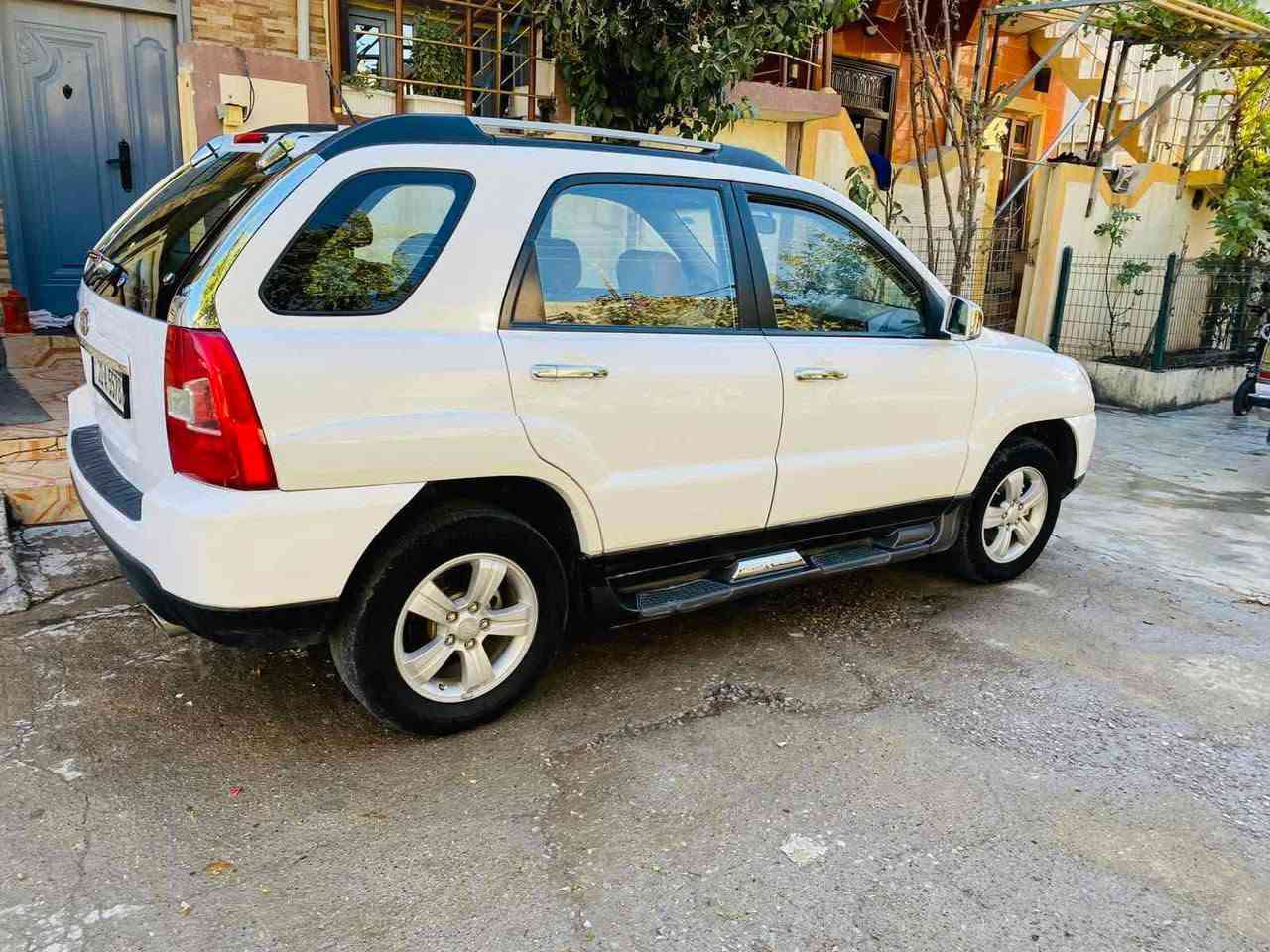 کیا سپۆڕتاج 2010 گێڕ ئۆتۆماتیک ڕەقەم سلێمانی بێ بۆیاخ یەک دوو شوێن ساردی بچووکی هەیە گێڕ و مەکینە و تەبرید و تەحویل و غەڕامە بە شەرت نرخی 120 گەڵا و مەجال شوێن هەڵەبجەی تازە 
***********
***********
کۆڕەک واتساپی هەیە 

كيا سبورتاج 2010 كير اوتوماتيك رقم سليمانية بدون صبغ فقط مكانين بارد گير و مكينة و تبريد و تحويل و غرامه بشرط السعر 120 ورقة و مجال مكان السيارة حلبجه الجديد والاتصال على هذا الارقام الي مسجله فوك كورك بي واتساب
