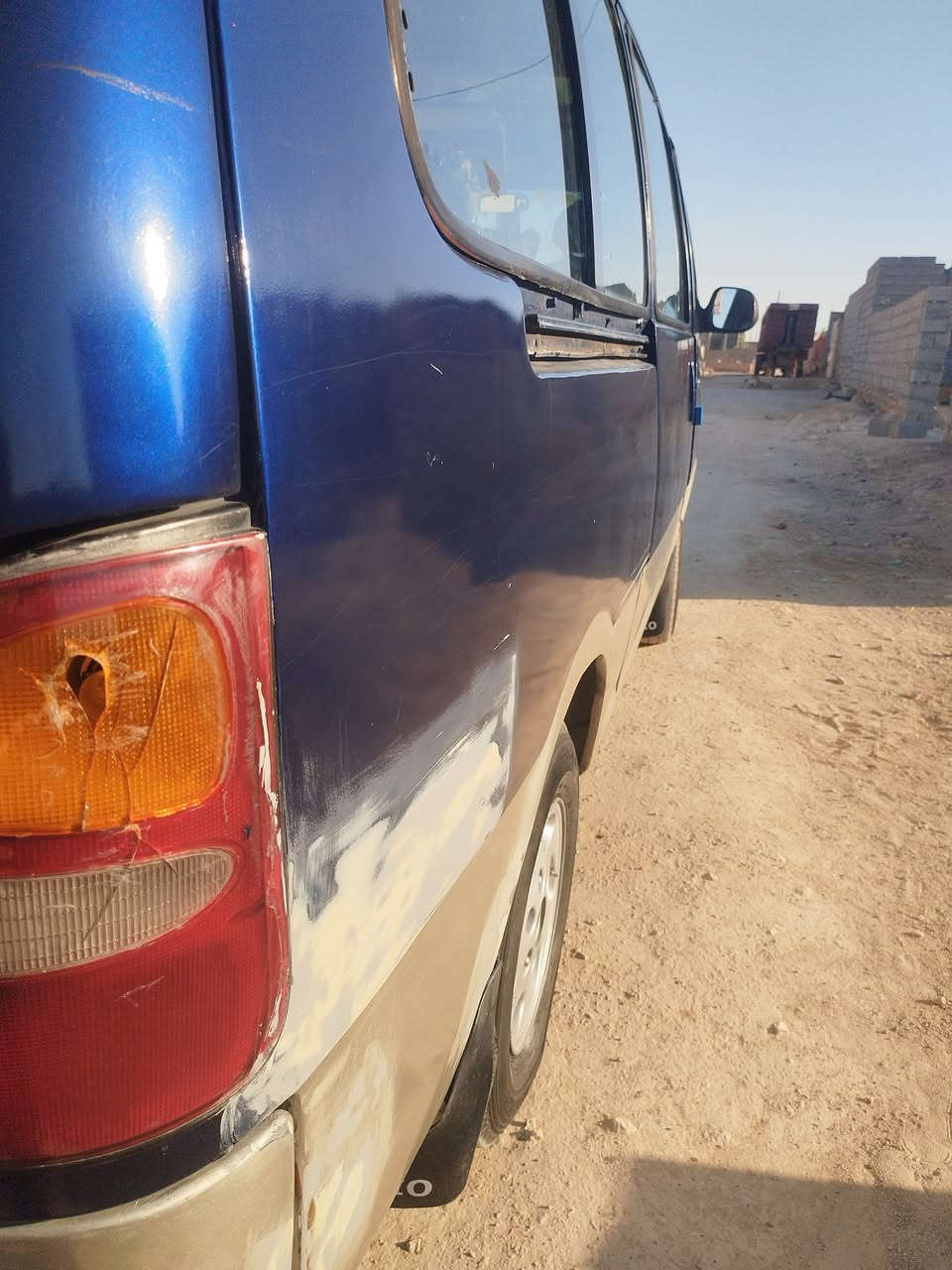سلام عليكم بريجو البيع موديل 96معمرع جديد علا نضاف محرك اوربي كير وكسن مكفولات شواصي مكفولا بيهن واحد جهت العبري شوي منمل ترهم مراوس بتكسي   ***********
