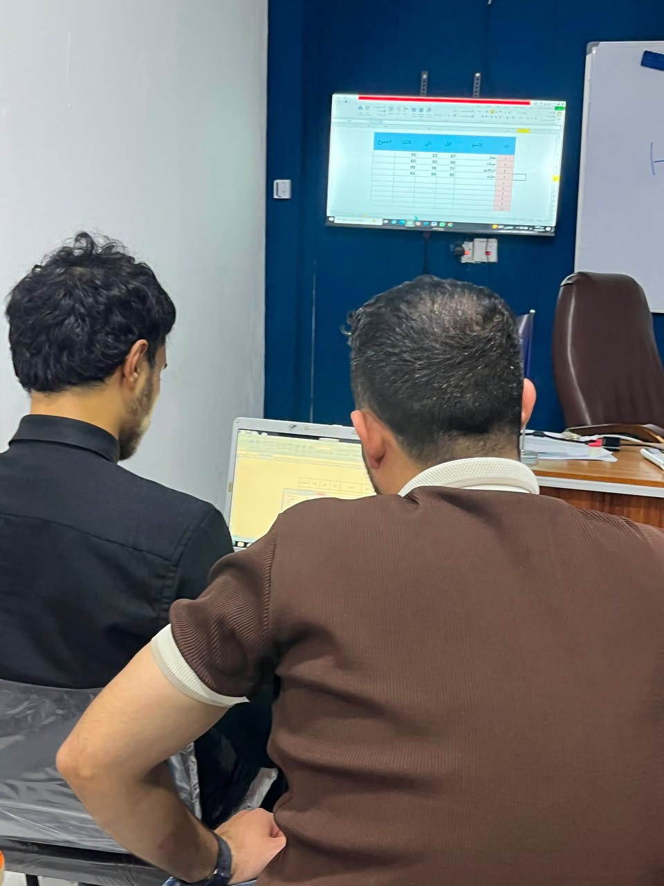 انطلاق الدفعة ال٢٦ من دورة الحاسوب والمايكروسوفت اوفيس،
داخل مقر الشركة،،، حضور متميز لدى الشباب الراغبين بتنمية مهاراتهم في الحاسوب والتهيئة للاندماج في سوق العمل…
التسجيل مفتوح للدفعة القادمة ..
ديالى- بعقوبة-مدخل شارع خريسان- قرب تقاطع البلدة- فوق مطبعة الوطن.
هـ/***********
#دورة #تدريب #حاسوب #تطوير #بعقوبة

