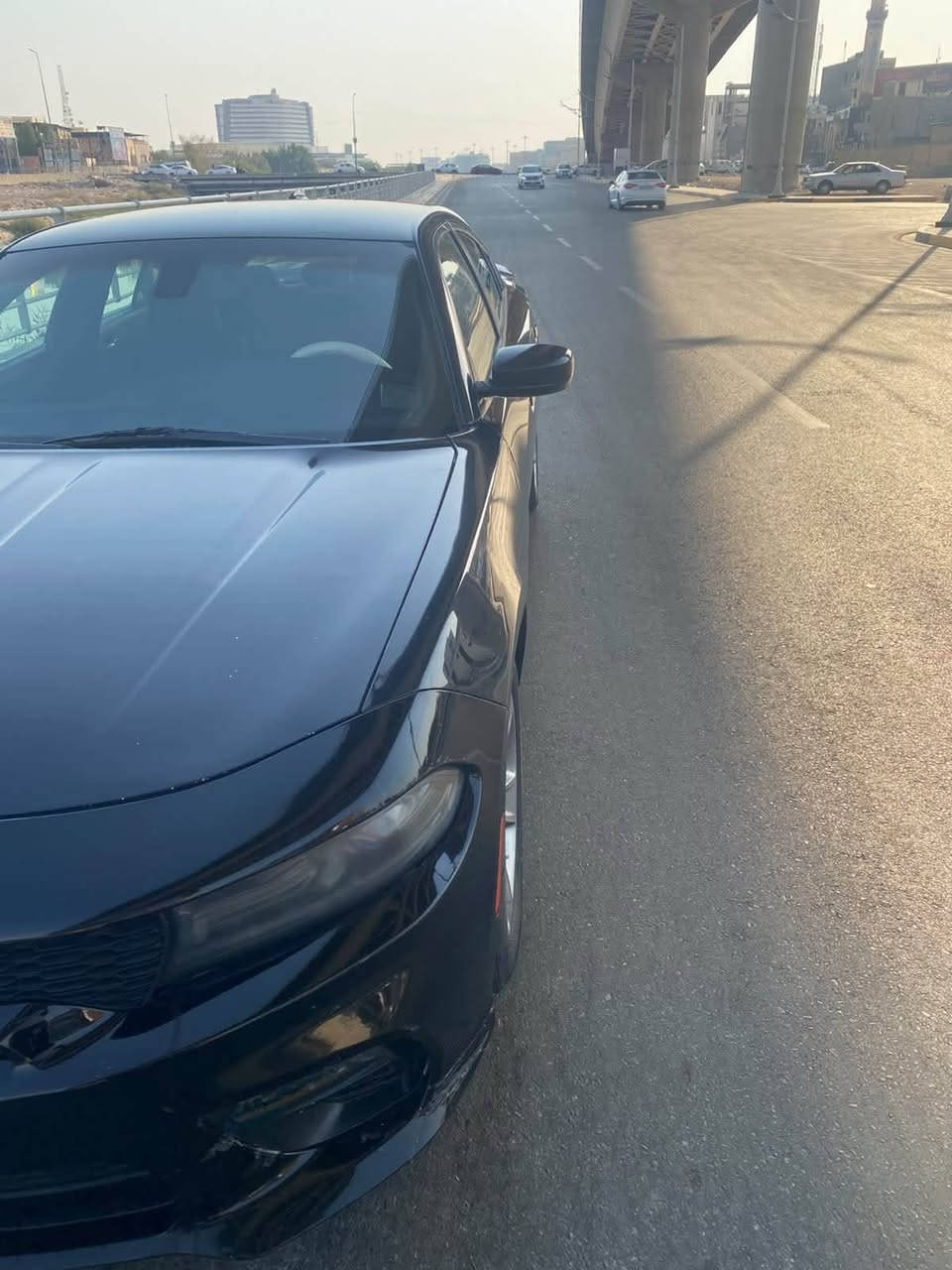 سلام عليكم من رحصت الدمن جارجر sxt 2017
السياره حادثه خفيف طرف البنيد والجاملغ وبيه صبغ بل جاملغ الخلف السايق 

السياره جديده ماشيه 100كيلو متر تحويل بسمنه  

كير مكينه حداديه تبريد كله كفاله 

مواصفاته معروفه sxt
السعر 175
العنوان التنومه 

تفاصيل اكثر اتصل ***********
