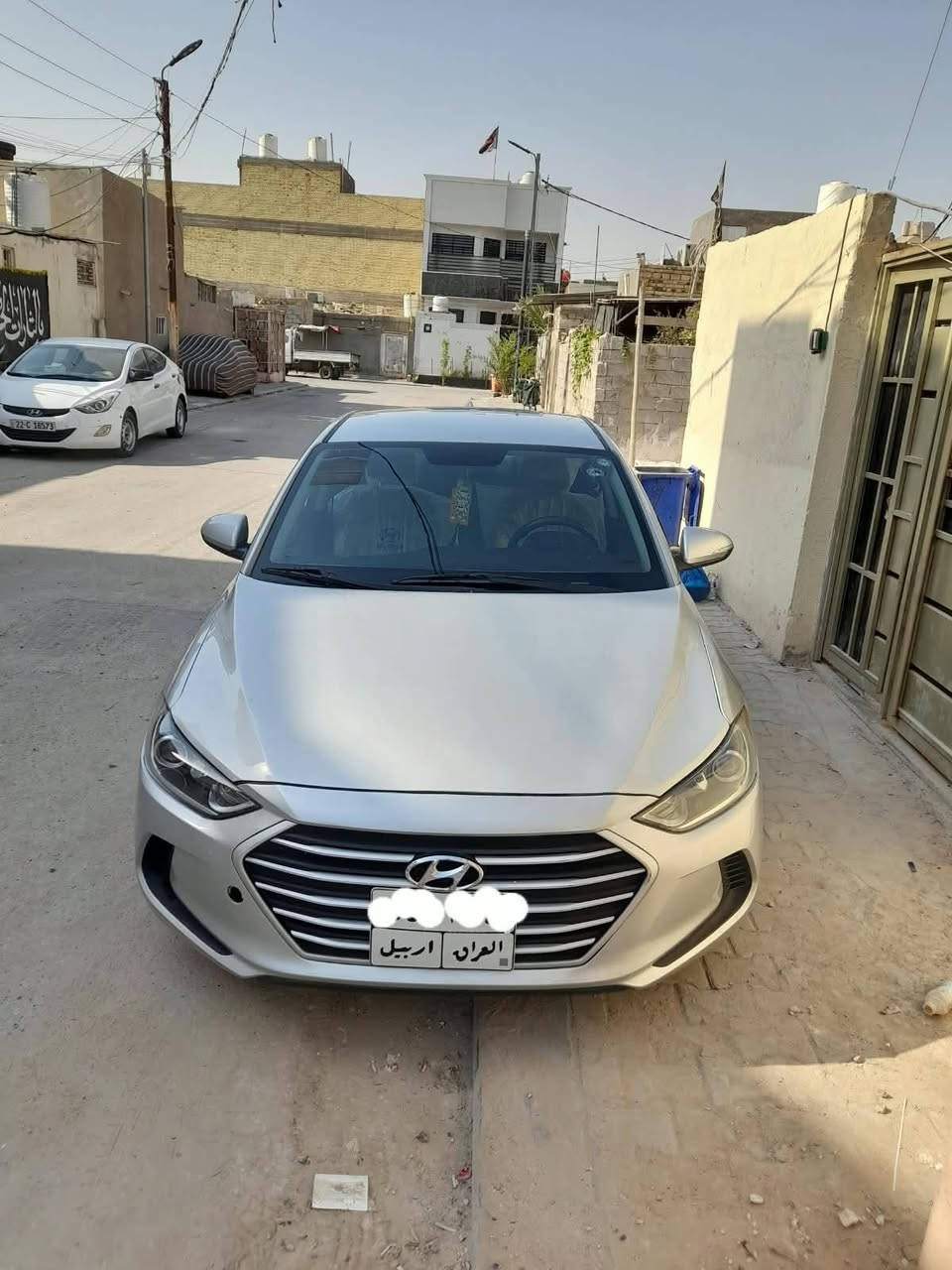 سلام عليكم
هونداي الانتره مديل 2018 وارد امريكي باسم شركة تريد مداور تريد وكالة 
سياره حلوه ونضيفه واحلى من صور  كير محرك تبريد حداديه كفاله وجاهزه للاخير 
الضرر قطعتين صبغ جاملغ وبنيد من امريكا وبل عراق فقط باب مبدله بلاديه مال شركه مكفوله من أي ضرر داخلي وايرباكات سليمة محرك 2000 دوش
مواصفات نص فول 
تحكمات ستيرن فول / كامره دواره / شاشه بلاديه /داخل لونين / 3 وضعيات قياده/ويل كب كروم / نضام اي بي اس / اربعه دسك وباقي مواصفات معروفه
سعرها 102 وبيها مجال 
وترهم مراوس حسب قناعه
مكانها نجف 

***********
