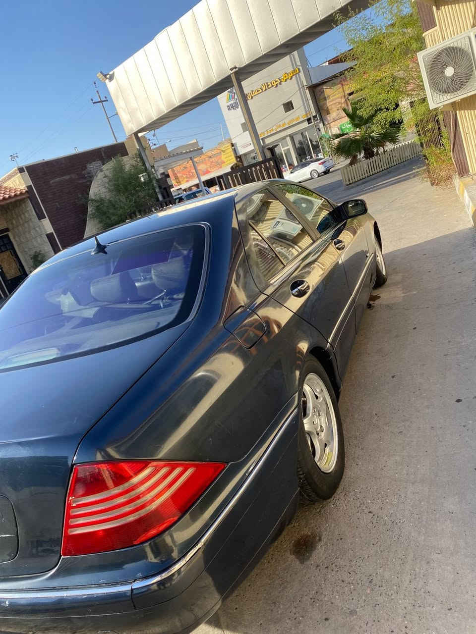 مرسيدس غواصة ادوات متوم شمالي
S 500  .. 2001 
لون مميز نيلي متغير 
مكينة ٨ سلندر كفاله 
كير كفاله كهرباء كلشي بشرط 
جوبلسات تصعد وتنزل 
السياره حلوه وبلادية وخير من الله 
بيها جاملغ امامي صبغ
مكانها البصرة 
السعر ٤٥ ورقة والشراي يدلل 
رقم الهاتف 
***********
