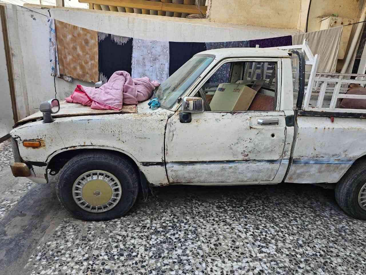 سلام وعليكم سياره بيكم 80 
رقم كليزي بسمي 
بيها ملاحظات سعر 21 وبيها مجال
عنوان بغداد الدوره 
غير متواجد ع فيس ***********

