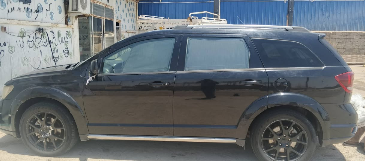 سيارة دوج جورني موديل ٢٠١٤
كروز رود
مكينه ٢٤٠٠
رقم بابل بأسمي
كير مكينه كفاله 
٣قطع تبريد شاشه كامره تحكم 
باقي تفاصيل 
 موضح بالصور
***********
‏‪***********‬‏
