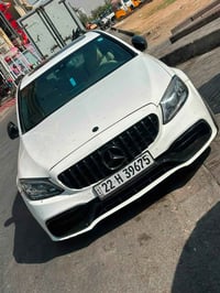 مرسيدس C300 • ٢٠١٨ • فول مواصفات