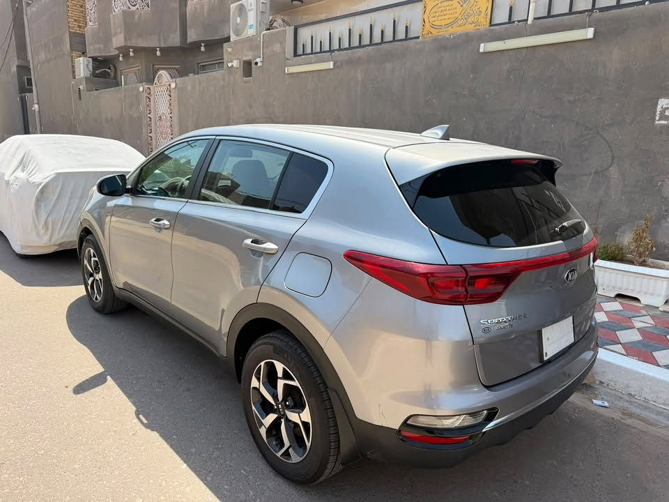 سبورتج 2021 محرك 2400
رقم بغداد حادث جاملغات اثنين سرقة وصبغ شبر بالبنيد 

للاستفسار ***********
