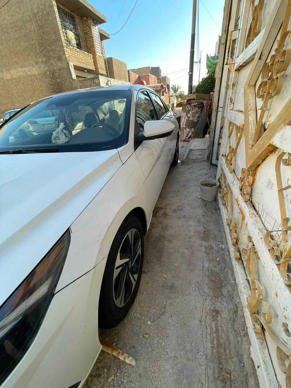 النترا     ٢٢سياره نضافته كدامك بيه بنيد  فول سياره عده الفتحه وبيه باردات سعر ١٣٥
الستفسار عله هاذه رقم ربي واتساب***********
