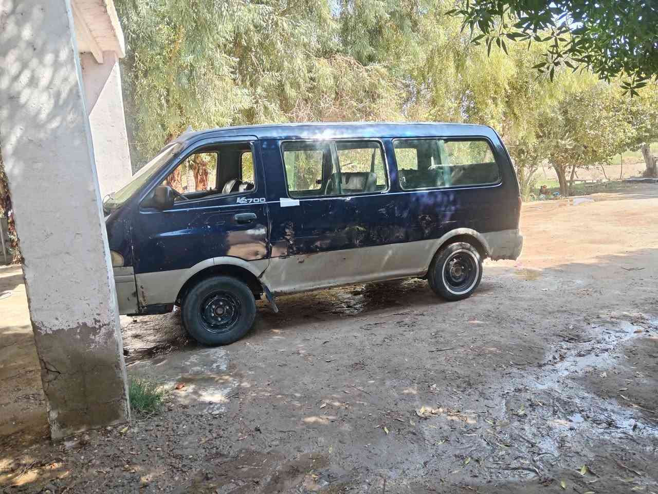 سلام عليكم بريجو البيع موديل ٩٦ مكينه كير كسل جدد شواصي وضع شركه تخم تاير جيد كهربايات شغاله داخل حلوو راعيه ماندله ابيع الموجود تكفل صرقه وعشاير العنوان بابل مشروع المسيب السعر ٢٥ وبيه مجال رقم الهاتف ***********
