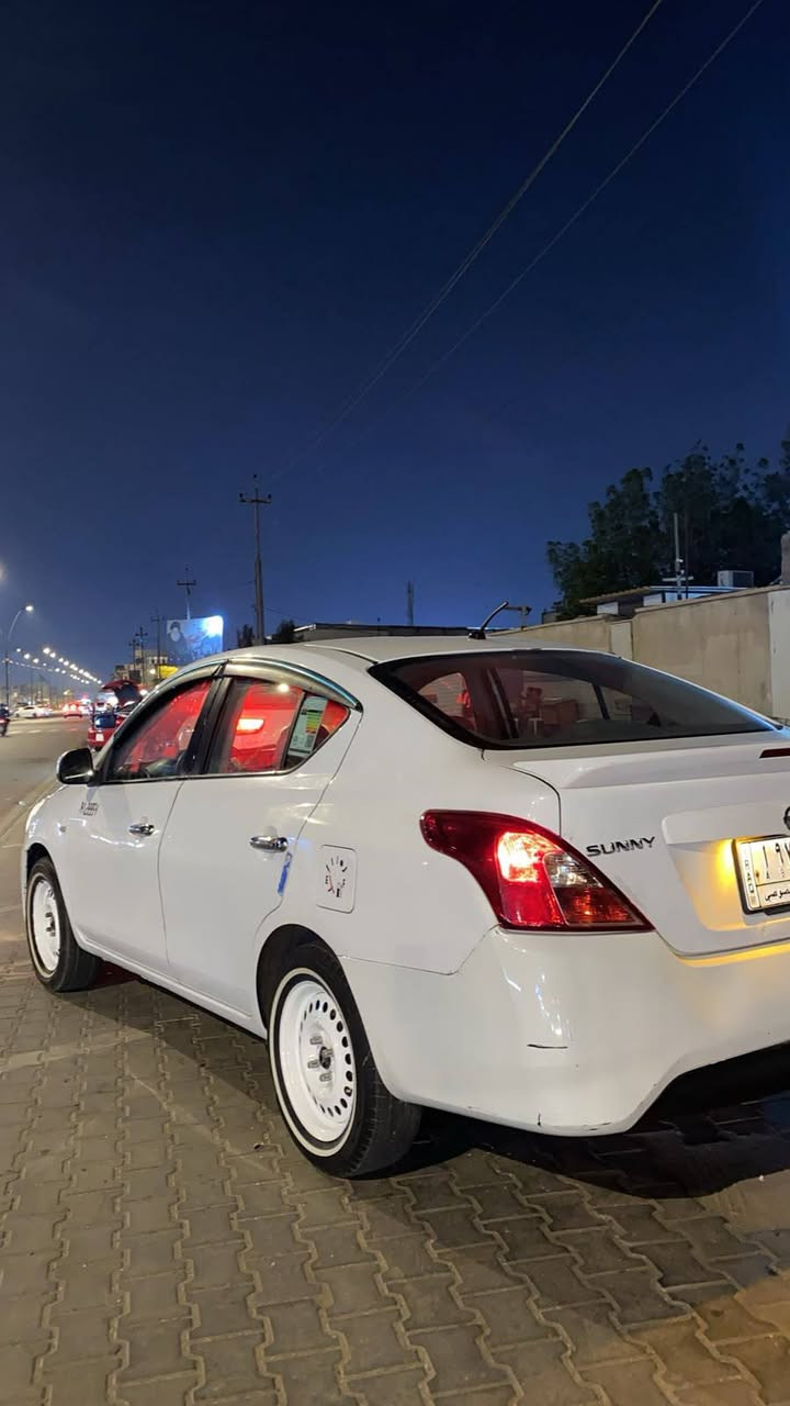نيسان صني موديل ١٧ حره باقي فقط عالتحويل من اسم الشركه لاسمي رقم بصره جانت اقصاد وهسه حره بيها فقط تبديل مداكر وبنيد يعني بجم كامل بدون أي ظربه مكان السياره بصره السعر ٧٠ وبيها مجال للشراي أكثر تفاصيل الاتصال ***********
