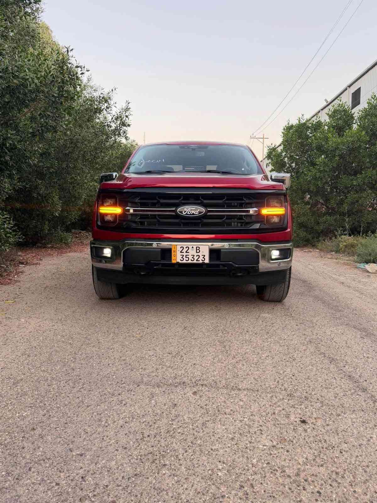 السلام عليكم شباب فورد F150  XLT موديل 2024
دخول جديد مرقمه اربيل بسمي ثاني يوم تحويل مباشر

    2024 Ford F-150 Xlt en Venta en San Antonio, 

حجم المحرك : 3.5  (6 سلندر ) هايبرد توين تيربو

المسافه المقطوعه 20 الف ميل

ضرر السياره : صبغ بيبان 2 صفحت اليمين نفسهن مصلحات

حالة الايرباك : برده + كشن

#المواصفات
 
بصمه

خمس كامرات

رادارات 360

سته سلندر تون تيربو

430حصان

ردرات مخرج كهرباء 

شاشه كبيره

كير تعليك

ويل كروم

باب طويل بدي قصير

بعد بيه هواي مواصفات
العنوان كركوك

السعر : 325 بيه مجال
***********

نص مكتوب في الصور:
- ابو عماد
- ابو صاصم ا