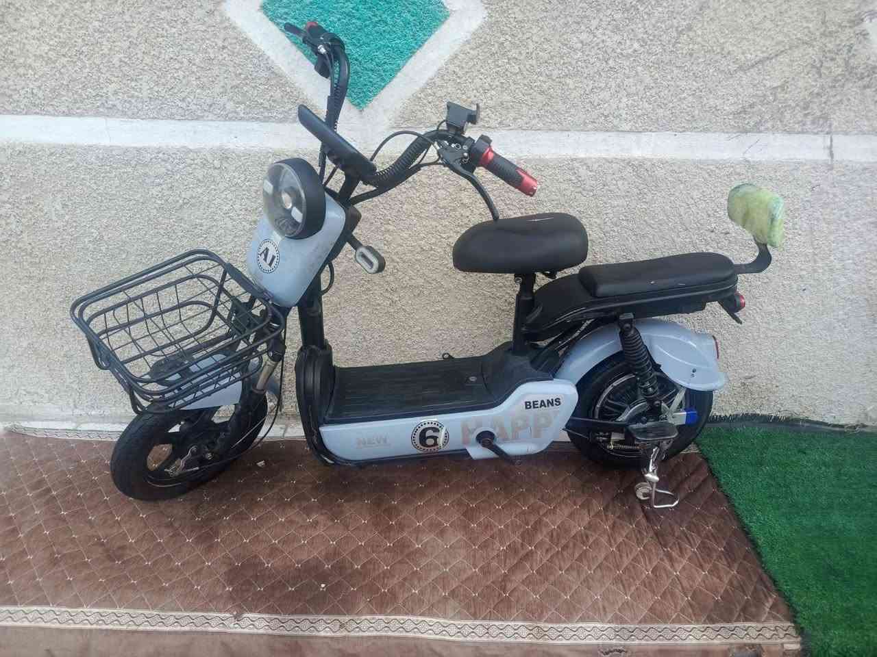 دراجة كهربائية • بدون تفاصيل