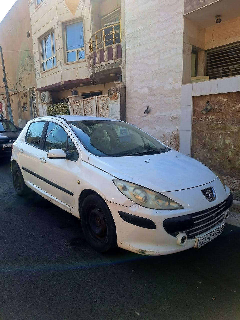 السلام عليكم  بيجو 307 نظيفه  2006 للبيع أو مراوس 
السياره مكفوله من الصبغ والحادث 
محرك 1600 وكير  مكفولات 
تبريد ثلج  ثلج 
حداديه صدر نظيفه جدا 
رقم بغداد الإنكليزي الجديد سنويه مجدده لل 2028
تحويل مباشر 
السعر 47
***********
***********
