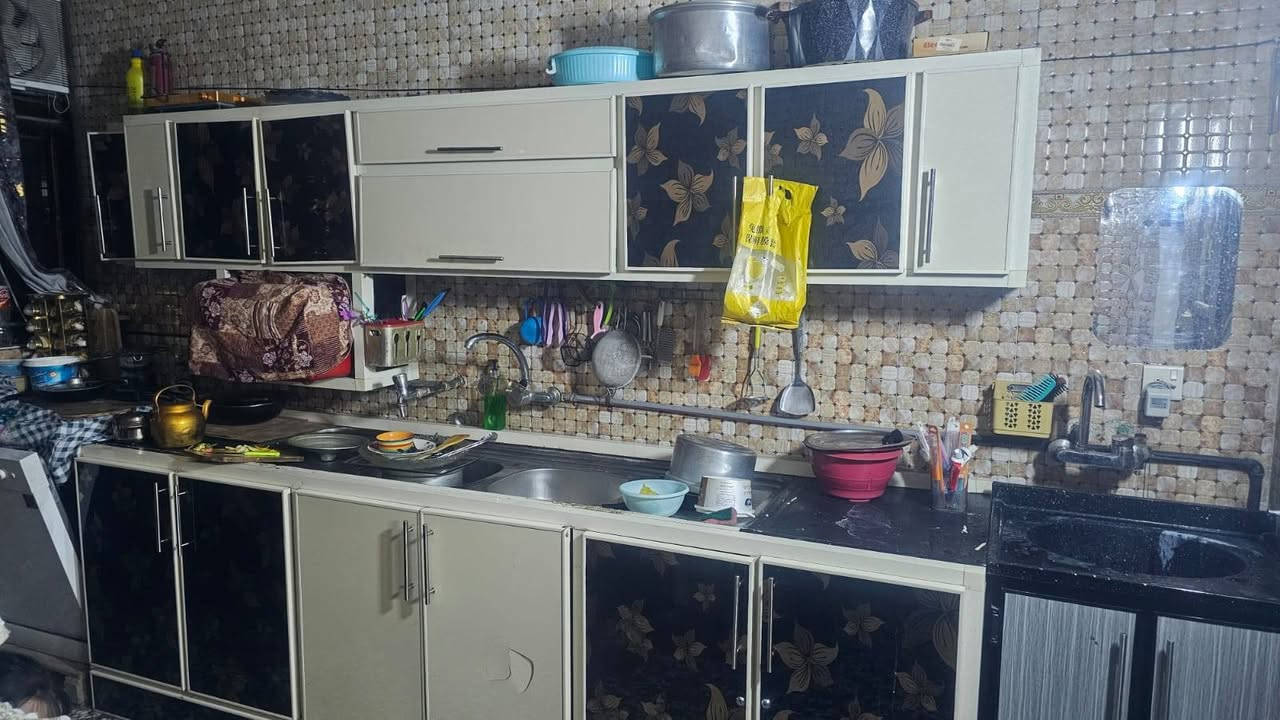 اريد اشيل ودابيع الاغراض واتساب ***********
فقط ٦سبالت٦جرابي حديد غرف٢نوم كاونتر هوابا غراض بغداد اازعفرانية نهاية المعلمين محله٩٧٧

نص مكتوب في الصور:
- اغراض بيت مستعملة نظيفة أشيل *********** واتساب غرف نوم ٢ تخم ثلاجة مجمدة جرابي ٥ كاونتر وملحق معرض اهويا اغراض تعال شوف وقيم بدون صور
- السوق المفتوح opensooq.com