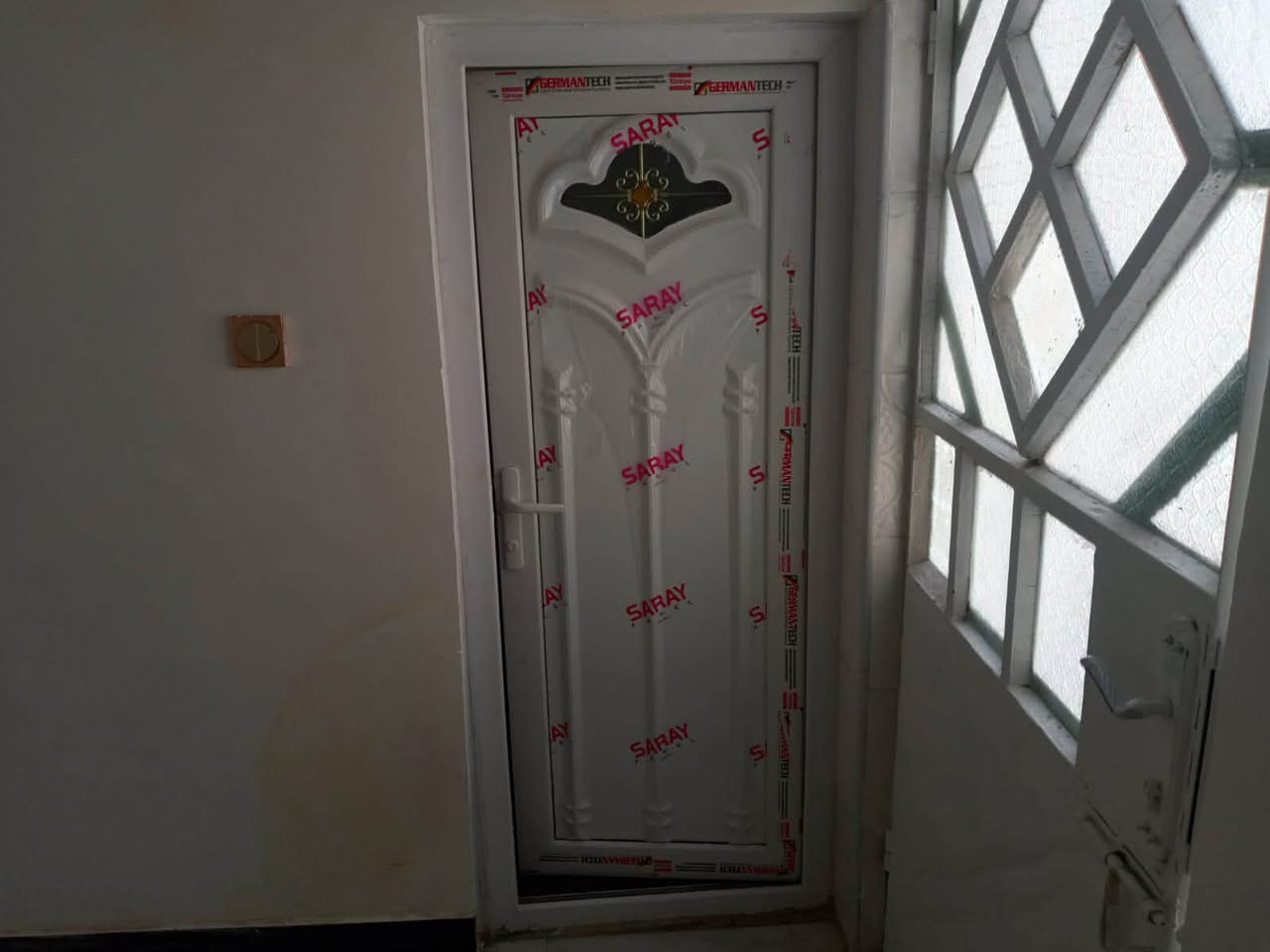 ٥٠م • مقابل باب الخروج • ورَه محطة بغداد