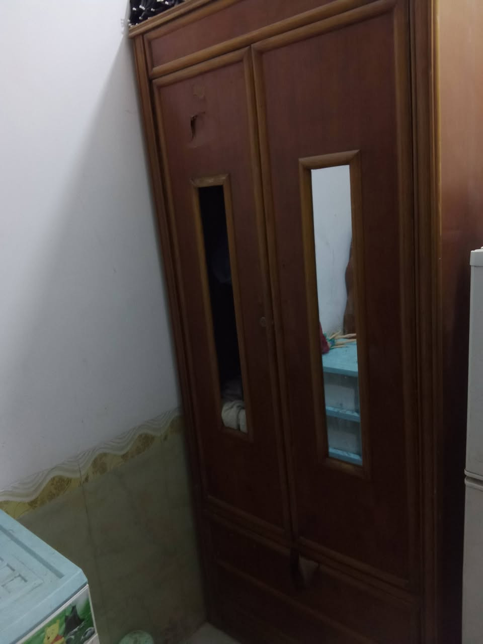 غرفه صاج عراقي كلش قويه تكمه شغل درجه اولى بمليون قفل ليريدهه يتصل مكانه حله ***********
