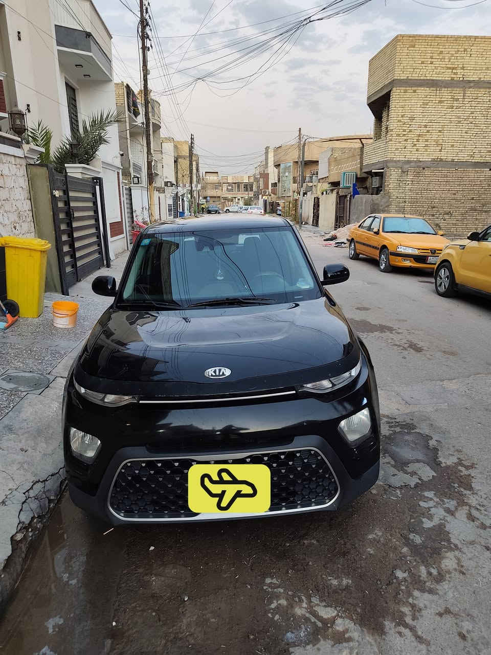 السلام عليكم
كيا صول موديل ٢٠٢٠
وارد امريكي 
محرك ٢٠٠٠ دوش
كير at
رقم بغداد بااسمي 
السيارة نظيفة 
السعر المطلوب ١٣٠ورقة 
للاستفسار الاتصال علئ الرقم ***********
