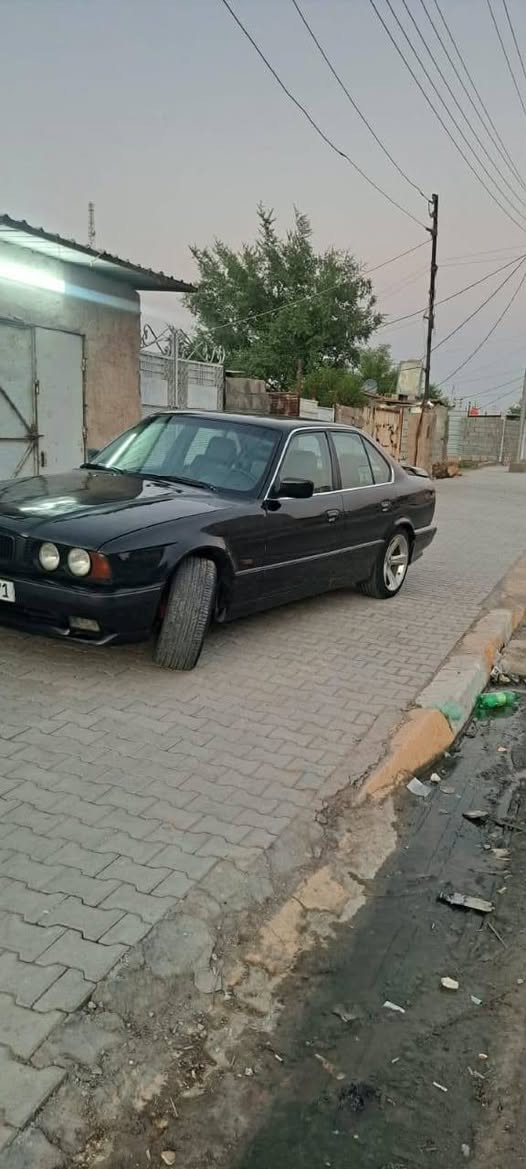 بي ام 530 • 1993 • رقم ديالى