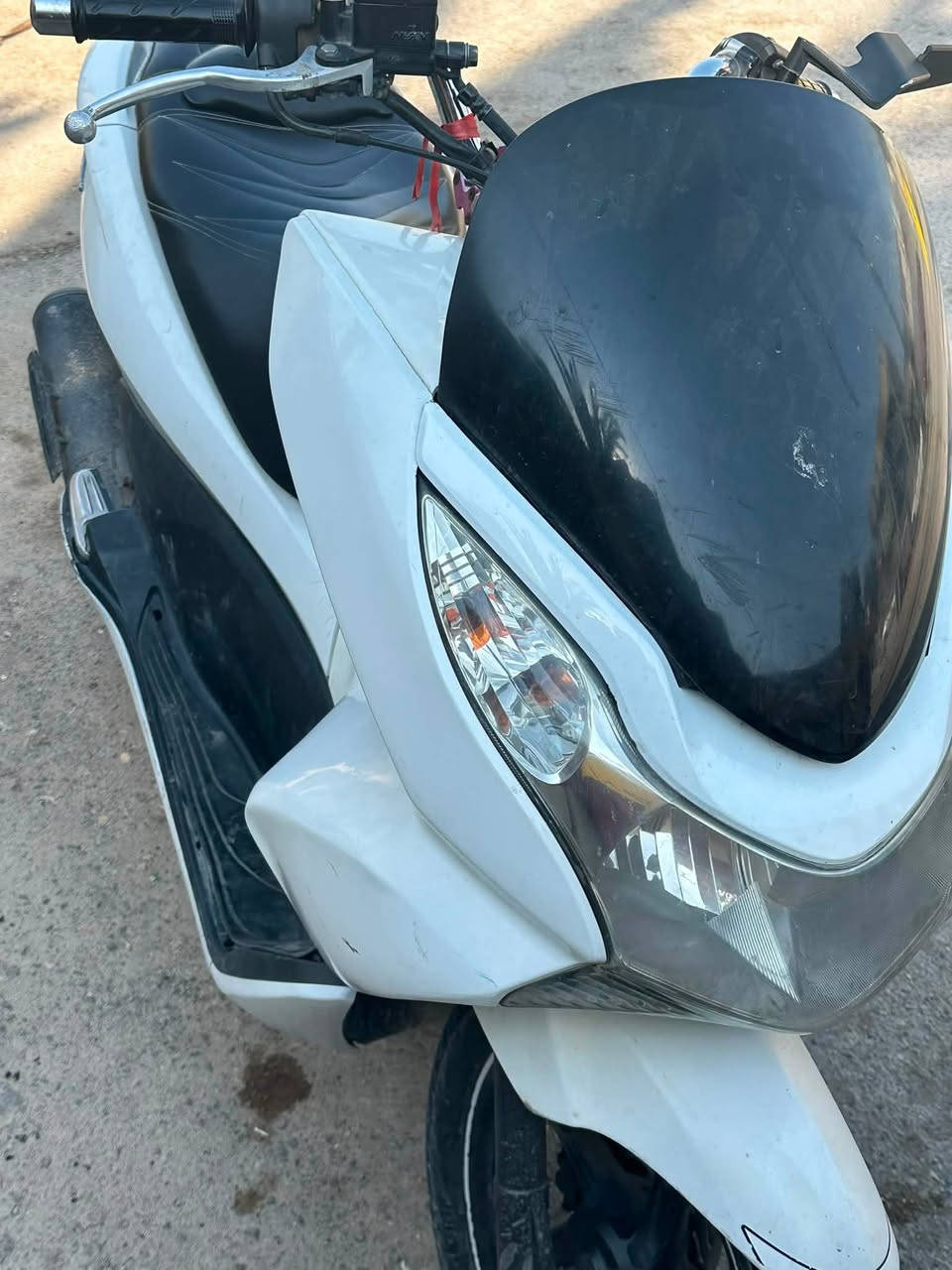 جيل اول 
محرك ما مفتوح 
فقط بوربرن خلفي بي صوت 
السعر مليون و ٢٠٠ 
كوت / حي الجهاد 
***********
