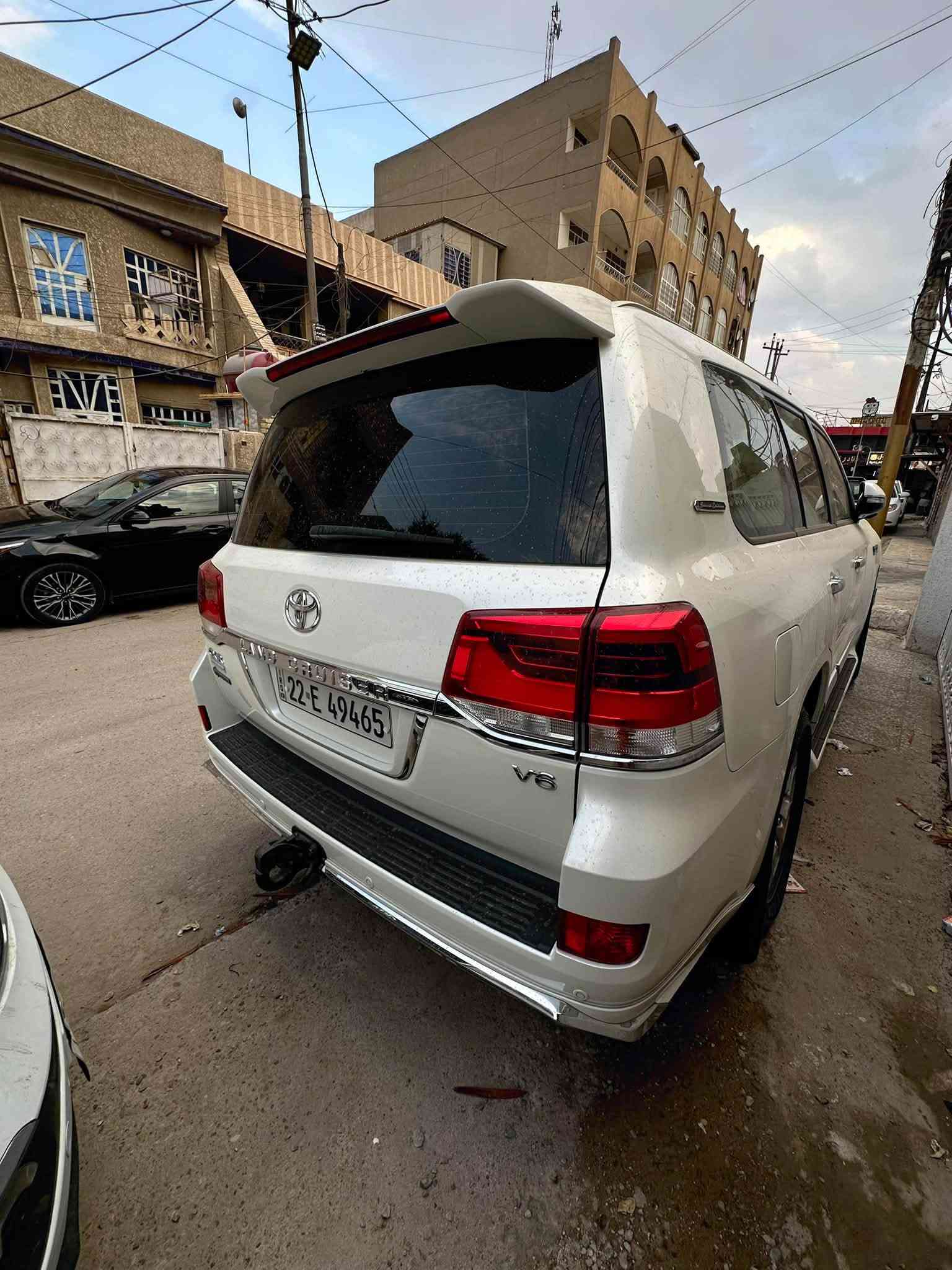 لاندكروز وايت اديشن • ٢٠١٧ • رقم اربيل