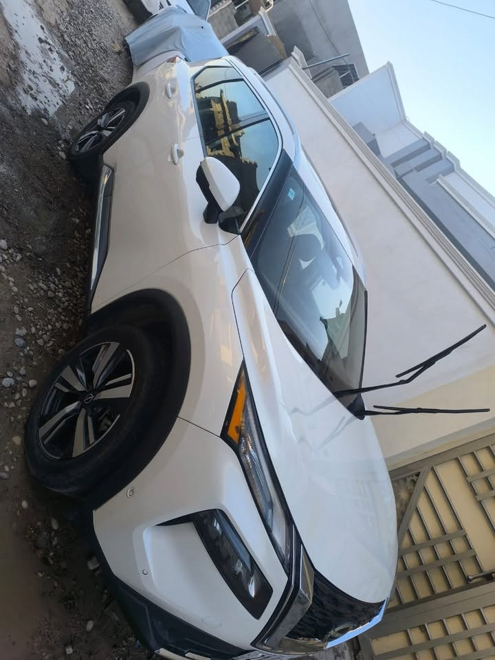 فول SL • ٥ كامرات • دفع رباعي AWD