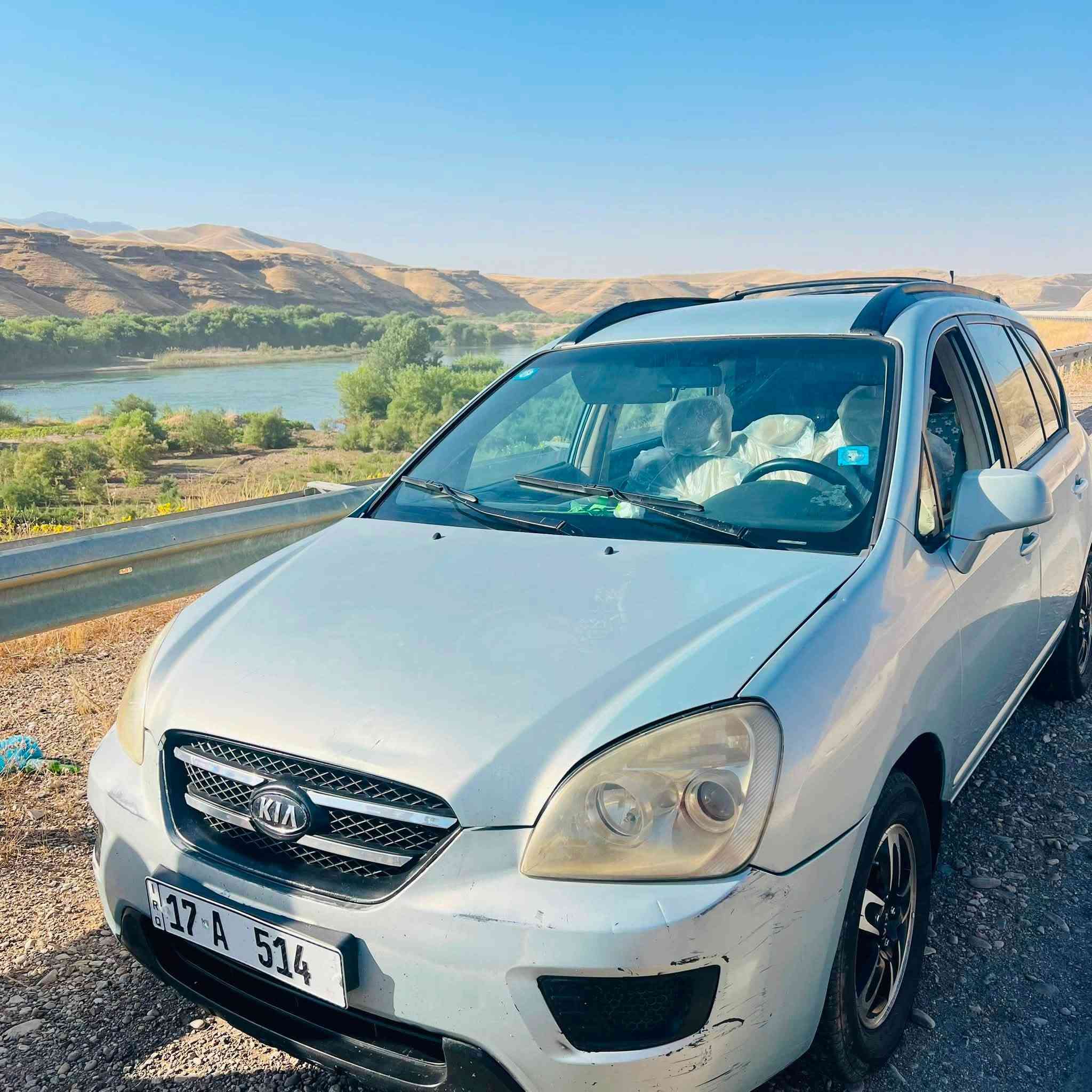 سلام عليكم البيع فقط بدون مراوس سياره كيه كارنز 2007خليجي كير عادي 7راكب محرك تخم تاير  حداديه كله جديد سياره بيه جرد بصيط رقم مثنئ مميز بسمي تحويل مباشر  مكاني كربلاء المقدسه سعر 85بيه مجال ***********
