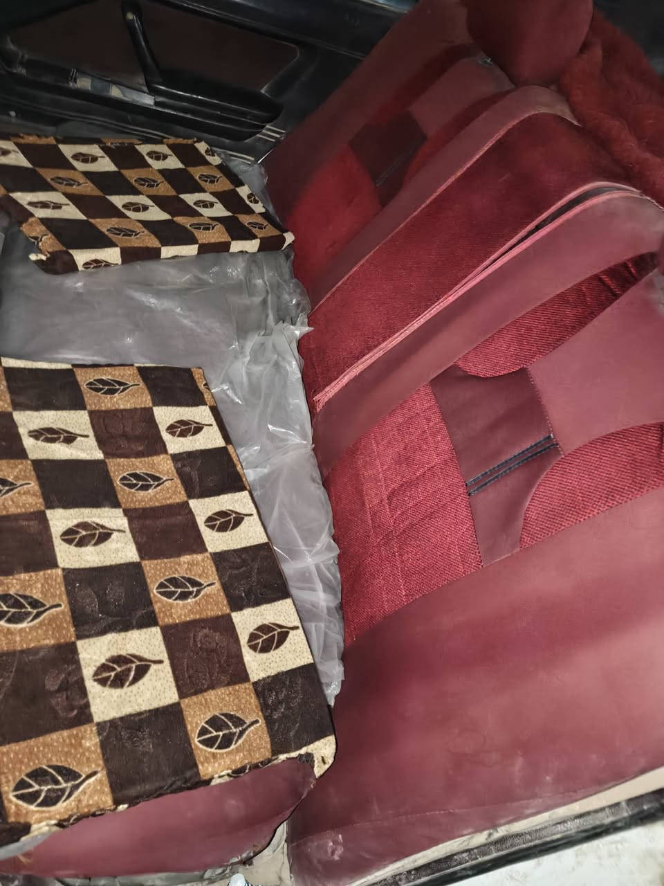 السلام عليكم
مكلف بل نشر
سوبر موديل85
رقم دولي تريد تحويل تريد وكالة
كير ومحرك شرط الباقي شوف العين
السعر 35وبيها مجال قليل
الاتصال
***********
