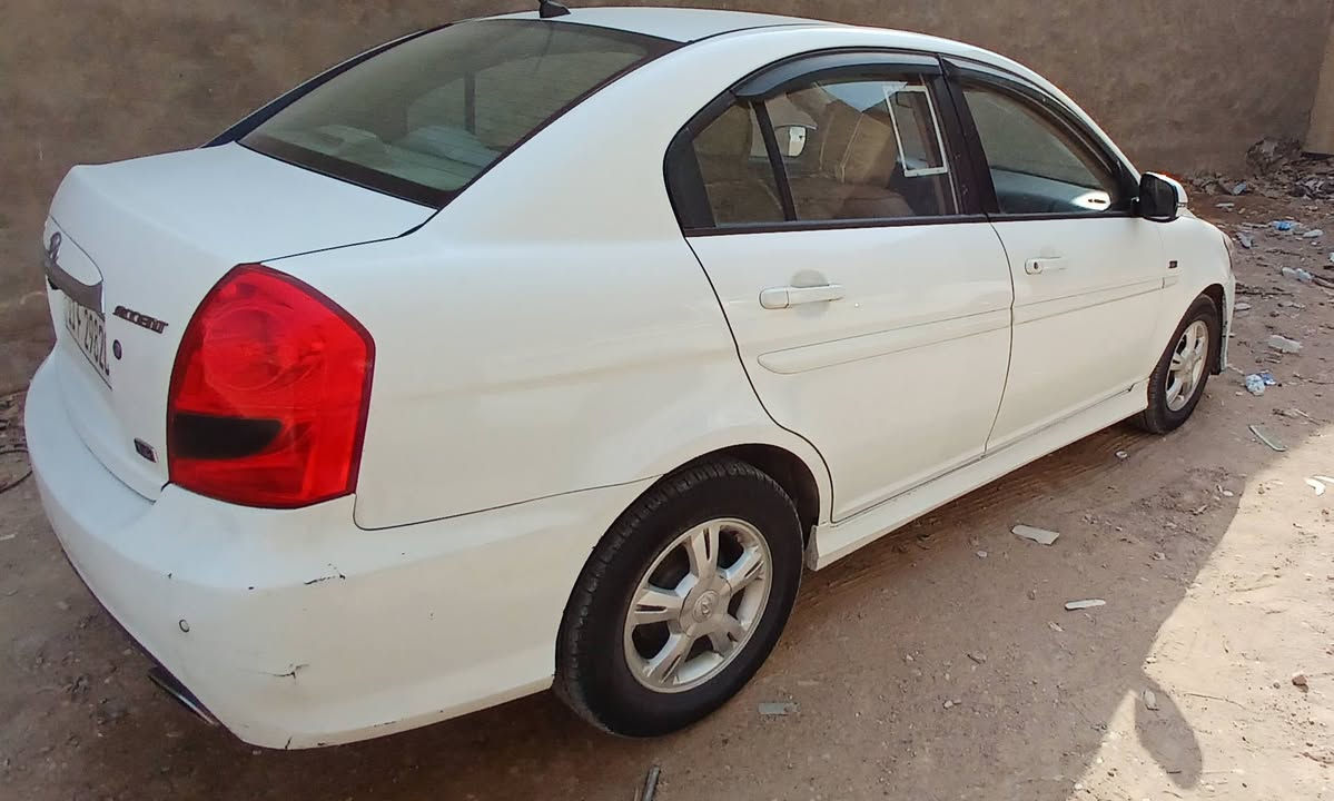 اكسنت 2011 رياضي بغداد محرك 1600 سيارة مكفوله من الصبغ جاهزة ما بيه اي نقص سنوية الى 2031  ( السعر 87 ) بيه مجال قليل للشراي ؟!( *********** )
