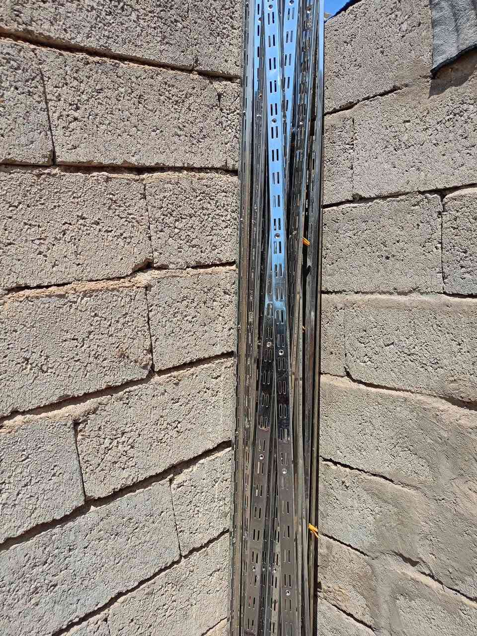 عندي ذني للبيع عزلت محلي وابيعهن 
ديالى شهربان موقعي 
***********

