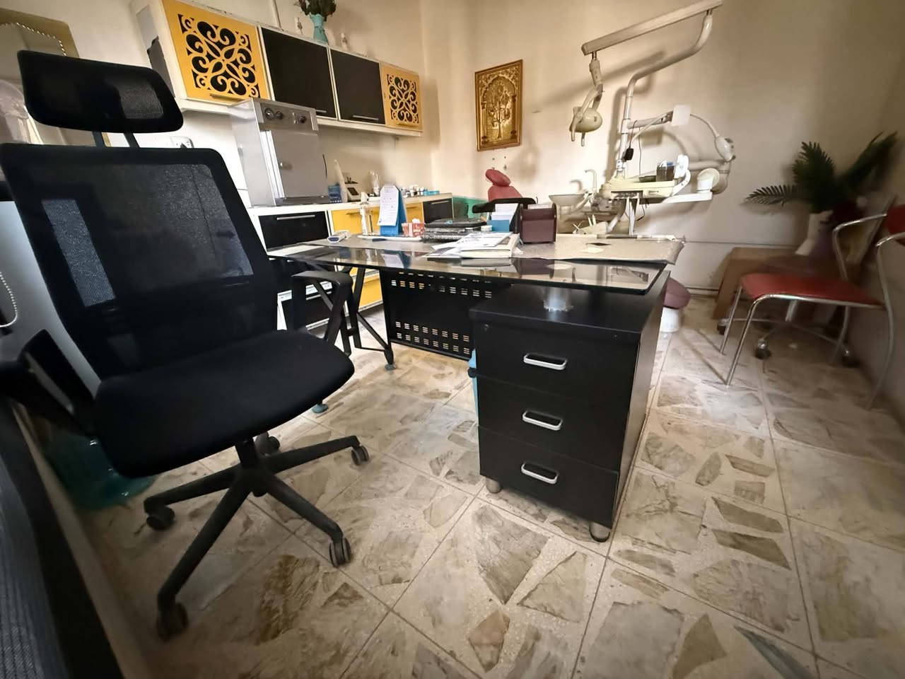 🛑 بيع سرررريع 
عيادة أسنان 🌏🧿😍 
💸٣ مليون و ٣٠٠ الف💸 
📍 بغداد 
📍 المنصور / حي الزهور
جير شغال 100٪💺 
كومبرسر 🌐 
اوفن🔥 
كاونتر محتويات كامله
وتفاصيل بالصور
***********
🫆✅🌏
