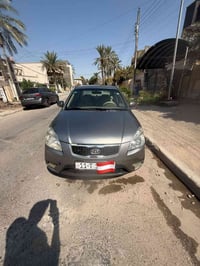 كيا ريو • ٢٠١١ • ضربة خلفية