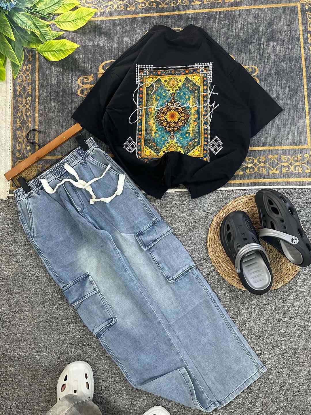 متوفر توصيل كافة محافظات العراق 🇮🇶 الحجز واتساب 
‭***********‬🔥#العراق_السعودية_قطر_الامارات_الكويت_البحرين_اليمن_الخليج_سوريا_مصر_لبنان_الجزائر_تونس_المغرب_قطر_دبي #العراق #الشعب_الصيني_ماله_حل😂😂 #ملابس #مشاهير_العرب

نص مكتوب في الصور:
- نورتونه
- حرقو الاسعار
- السييت 20
- الكروكس 7
- التنين مو للبيع 😬