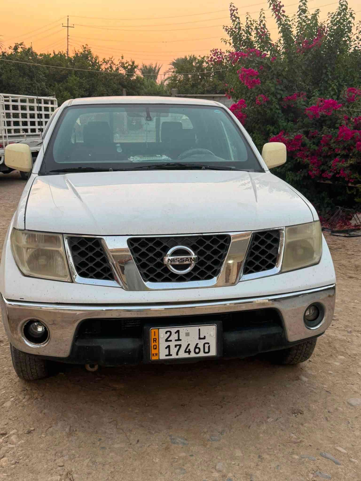 ‏ نيفاره للبيع  موديل ١٤ اوتماتيك رقم سليمانيه سياره مكفوله ‏الاستفسار عن الأرقام***********
