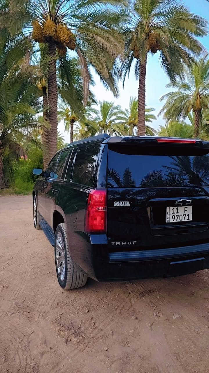 السلام عليكم...
للبيع شوفرليت تاهو 2016 LTZ 
وارد امريكي رقم بغداد دولي 
الحاله _ ممتازة جدا سياره
تشغيل عن بعد _ كاميرا دوارة  _ رادارات امامية وجانبية _ حساسات تشغيل عن بعد _ دعامية _ بلاجكتور   _ كشنات جلد  كهرباء حتى المقاعد الخلفية _ كشن خزن _ كشن تبريد تدفئه  _ كشن السائق رجاج _  تبريد 3 قطع _ صندوق جك كهرباء  _ 4 يدات بصمه _  usb _ بلوتوث _  سلايد روف _ قاصه _ ستيرن كهرباء - دوسات بانزين وبريك كهرباء _ عتب ابواب كهرباء  ماشيه 130 حقيقي 
وبعد بيها كومه مواصفات تجي وتشوف بعينك افضل 
السيارة باقية ع نظافتها جديده بمعنه الكلمه
محرك وكير بحالة ممتازه برغي واحد مامفتوح
ويل LTZ حجم 22
مكان السياره ( بابل ) 
السعر 310  وبيها مجال 
للاستفسار الاتصال على الرقم ***********7713982262

