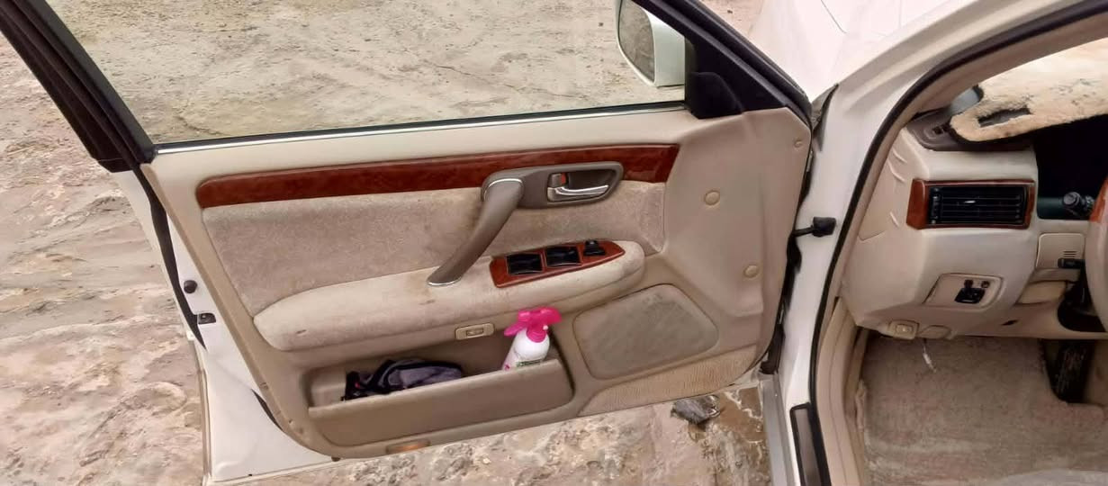 سلام عليكم للبيع موديل 2002 ملكه بيع مستعجل 
مكينه دفور الزغير سياره دكمتين برده خلفيه 
كرستال اصل  سياره كفاله عامه حداديه جديده 
تبريد ثلج 🥶 )رقم كركوك دافع كمرك باقي عل رقم 
السعر 90 عليه غرامات ينزل من سعره  رقمي ***********
