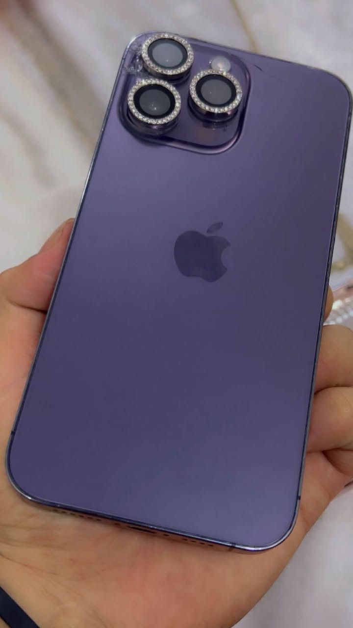 السلام عليكم iPhone 14 bro Max ذاكرة 256 بطارية ابلادي 78 نضيف كلشي ممبدل بي فيس ايدي اتصال صوت كله شغال فقط كسر والفطر الي يم الكامرات السعر 700 وبي مجال عنوان بغداد الشعب  ***********
